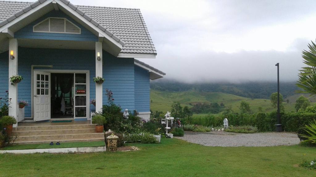 Misty English Cottage Ban Non Na Yao Buitenkant foto